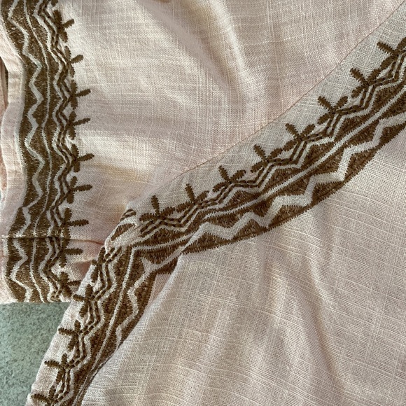 J.Jill Peach Embroidered Linen Top - Picture 2 of 8